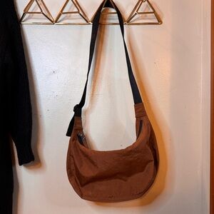 BAGGU Medium Nylon Crescent Bag in BROWN